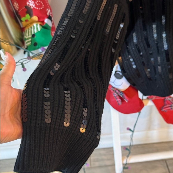 ‼️share out‼️She + Sky Black Sequin Sweater - Picture 3 of 5